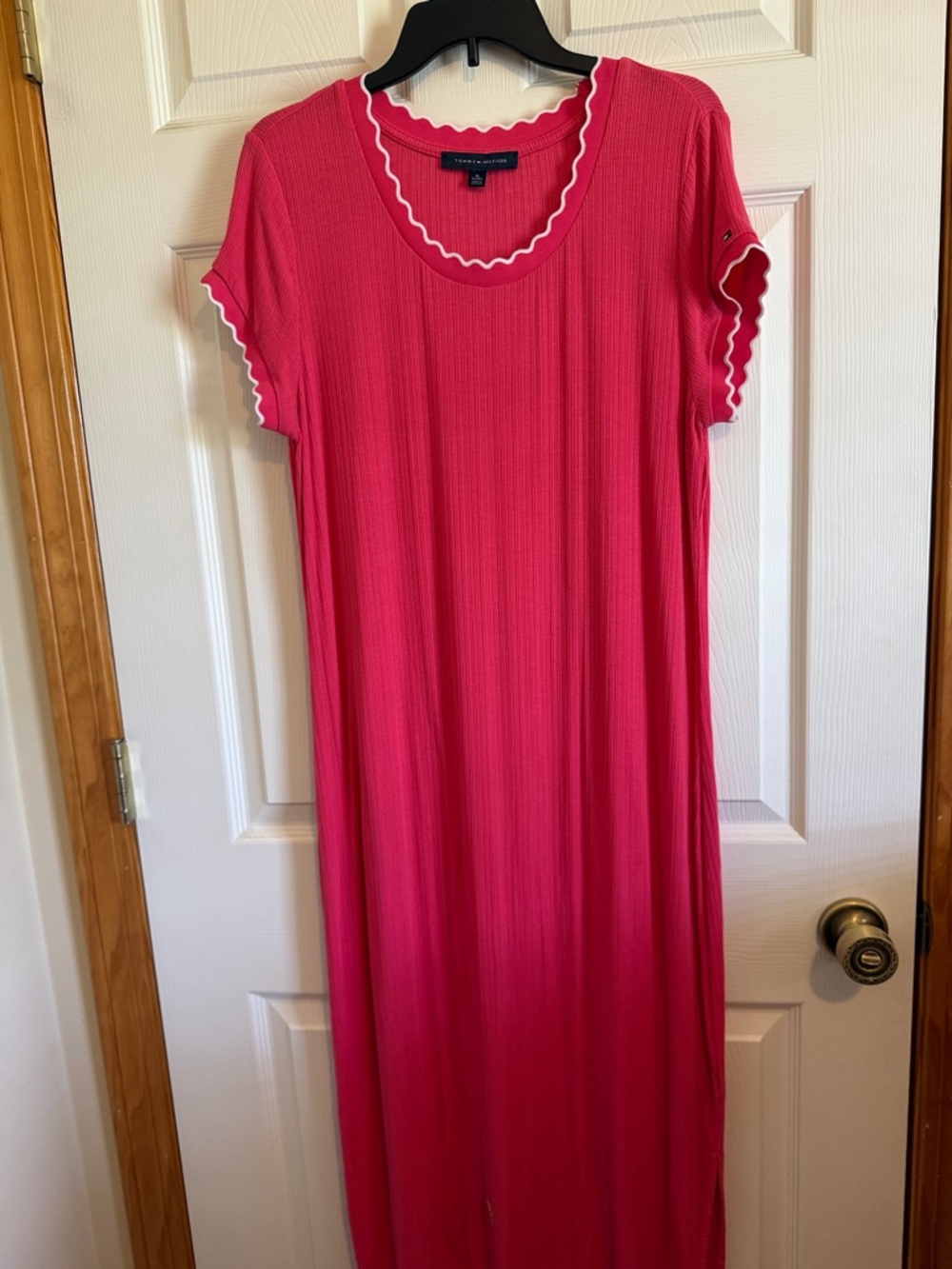 Tommy Hilfiger Pink Short Sleeve Maxi Dress with White Scallop Trim